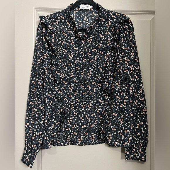 EUC Molly Bracken Floral Ruffle Top Size Large - Picture 1 of 8